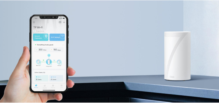 Comme tous les autres routeurs de TP-Link, la configuration du Deco BE95 est simple via l'app mobile. Deco BE95 TP-Link téléphone