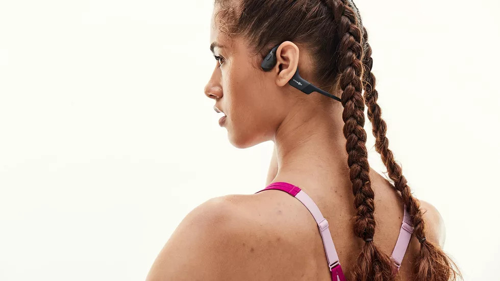 Les Aeropex d’Aftershokz sont disponible en noir, rouge, bleu et gris. Aftershokz Aeropex écouteurs sportif sans fil Bluetooth