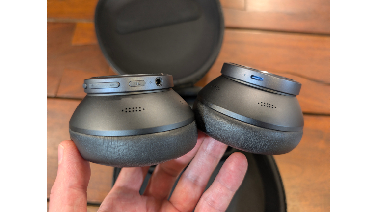 Des micros sont placés stratégiquement pour réduire les bruits. EarFun Wave Pro X ANC