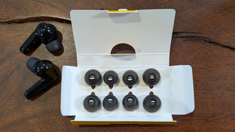 Les plus petits embouts de silicone des EarFun Air Pro 4 ne sont pas vraiment différents des moyens et gros. Embouts silicones EarFun Air Pro 4