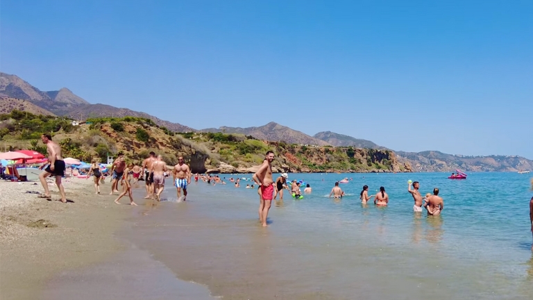 Une plage en Espagne sur CityWalks.live