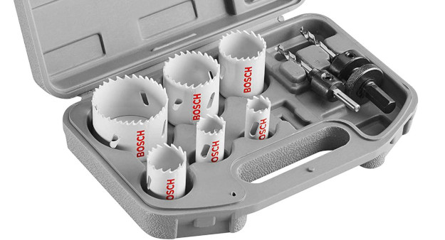 Voici un aperçu du kit de 9 scies-cloches bimétal qu’on a utilisé pour percer un trou kit de mèches et scies-cloches