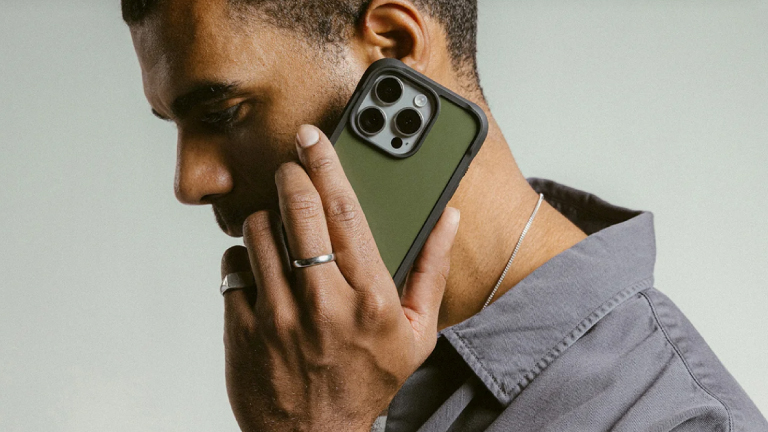 etuis iphone nomad