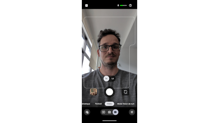 Pixel 11 Pro cadre réseaux sociaux