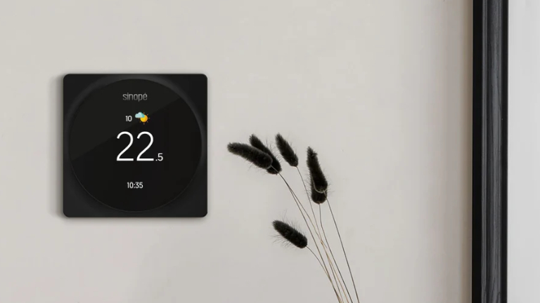 Thermostat intelligent Sinop&eacute; syst&egrave;me central