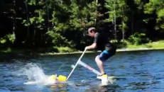 Invention pour sauter sur l'eau
