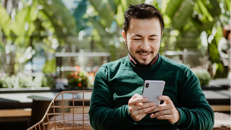 Économisez en achetant un téléphone reconditionné et certifié au Québec