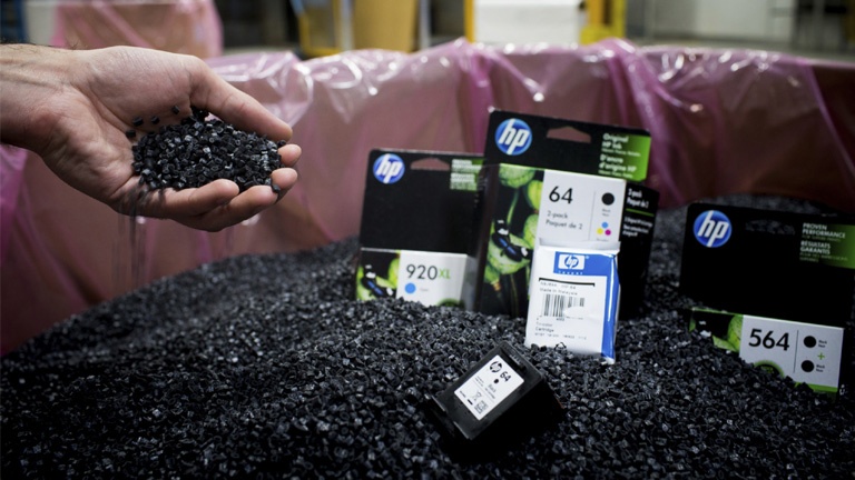 HP se tourne vers le génie québécois pour recycler ses cartouches d'encre HP se tourne vers le génie québécois pour recycler ses cartouches d'encre
