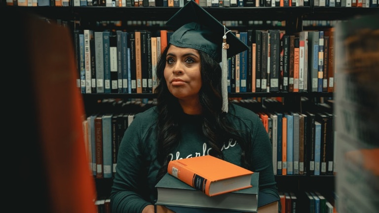 Économisez sur l'achat de livres et manuels universitaires grâce à ce site