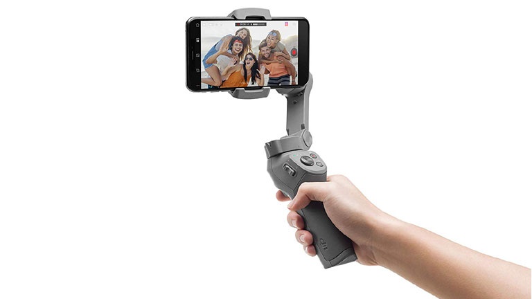 Devenez un vrai cinéaste amateur avec ce stabilisateur multifonction Devenez un vrai cinéaste amateur avec ce stabilisateur multifonction