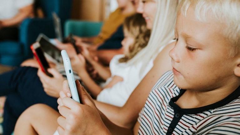 Sécurisez les appareils de vos enfants avec ce contrôle parental complet Sécurisez les appareils de vos enfants avec ce contrôle parental complet