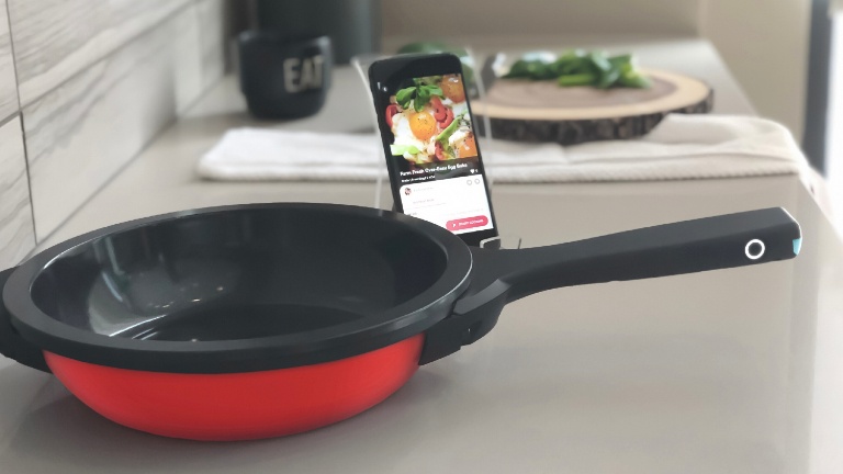 Une poêle intelligente pour cuisiner différemment et manger santé