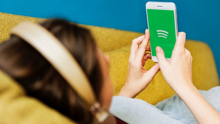 Sauvez des données mobiles sur Spotify en retirant les canvas Sauvez des données mobiles sur Spotify en retirant les canvas