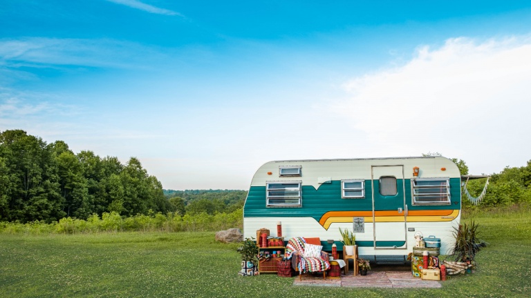 Faites du camping en VR différemment et visitez des fermes d’ici