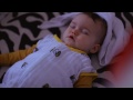 À chacun sa manière d'endormir bébé!