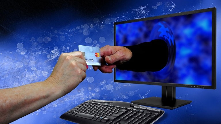 Les fraudeurs ciblent la période des impôts pour envoyer plus de courriels