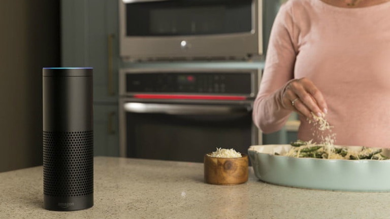 Comment changer la voix d'Alexa, l'assitant vocal d'Amazon?