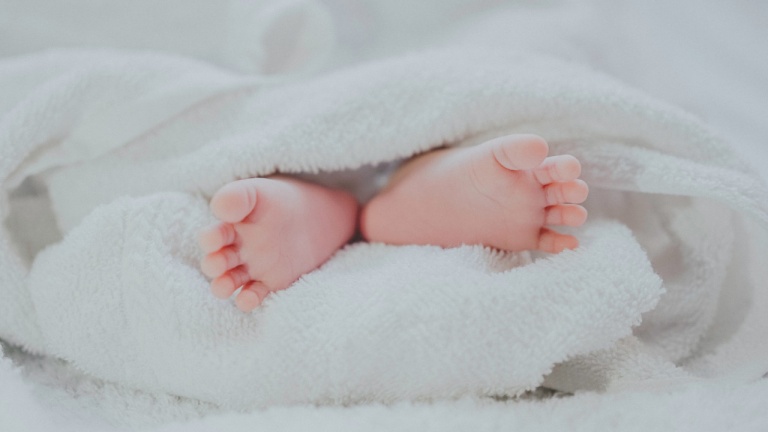 Nouveaux parents, cette application québécoise est la référence ultime pour vous!