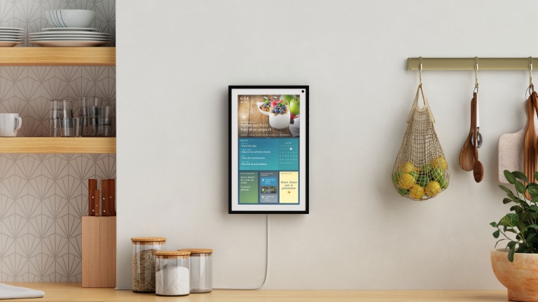 L’Echo Show 15 d'Amazon, un grand babillard intelligent pour organiser la famille
