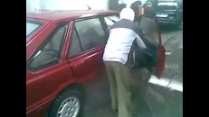 Une auto propre comme un sou neuf!