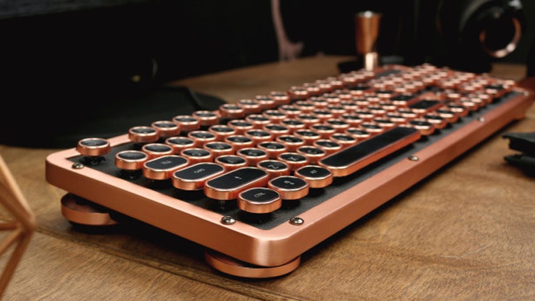 Le charme vintage d'une dactylo dans un clavier moderne