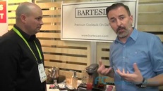 Cette machine prépare des cocktails sur demande