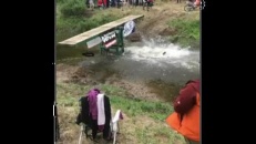 Moto à l'eau !