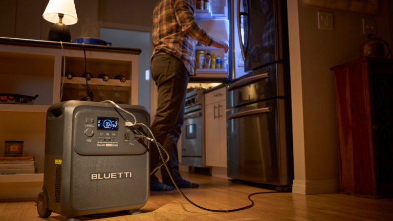 Affrontez les pannes d'hiver avec la nouvelle Elite 400 et le Charger 2 de Bluetti