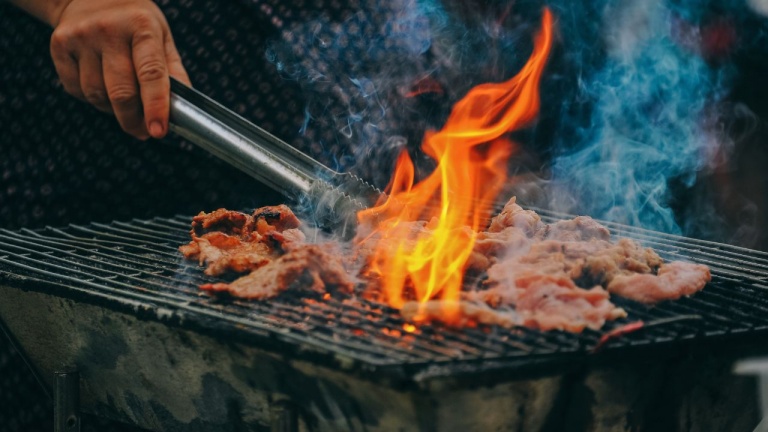 Fini les brûlures aux doigts avec ce briquet BIC au design revisité