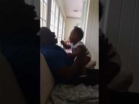 Un mot magique pour calmer bébé