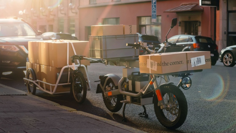 Ces vélos électriques à longue autonomie de batterie peuvent tirer 500 livres!