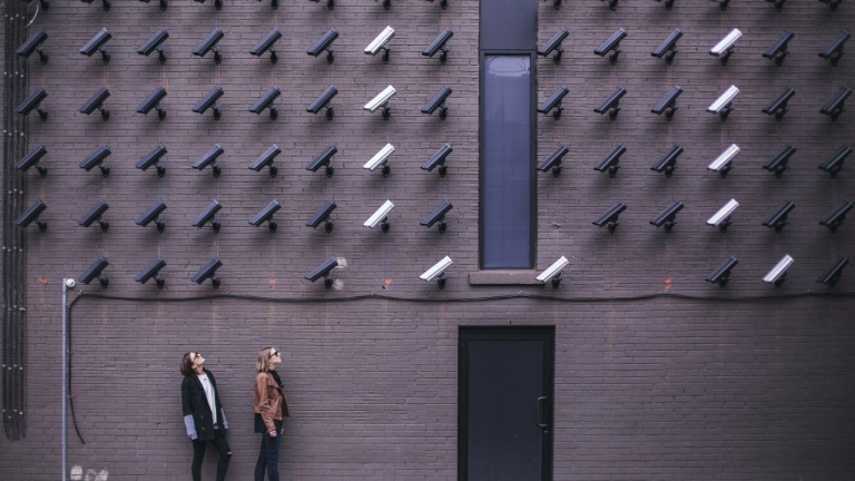 Quoi faire et comment s’outiller pour contrôler sa confidentialité en ligne