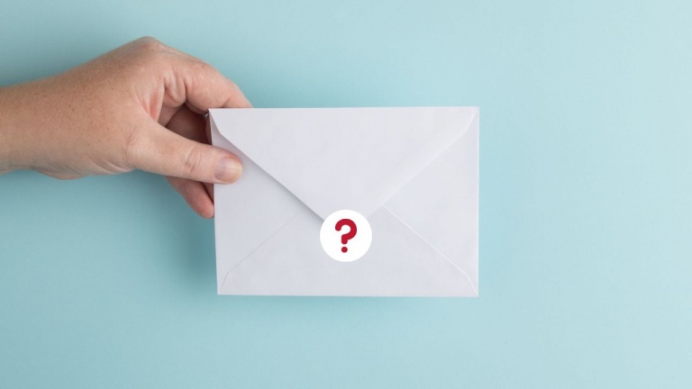 Comment vérifier l’adresse courriel de l'expéditeur quand quelqu'un nous écrit