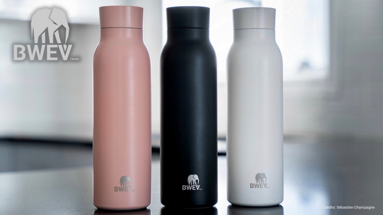 Gagnez l’une des 4 bouteilles intelligentes BWEV et buvez enfin la bonne quantité d’eau!