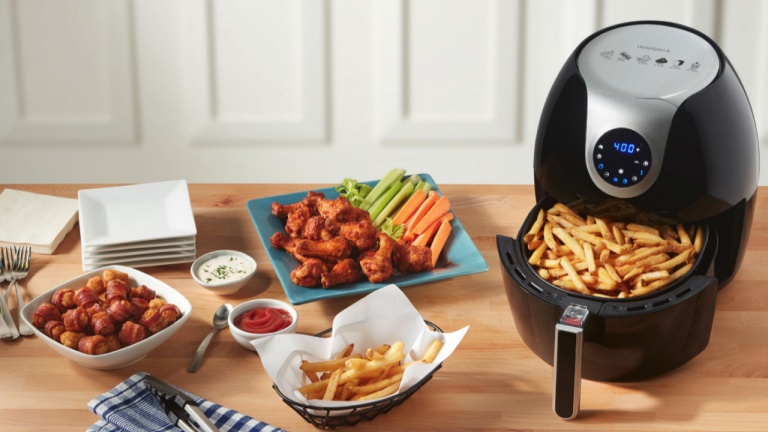 Gagnez une friteuse à air chaud d’Insigna et comprenez vite cet engouement!