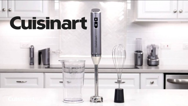 Gagnez un ensemble de Cuisinart EVOLUTIONX™ RHB-100C Cordless Rechargeable Hand Blender!