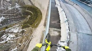 Amateurs de sensations fortes, voici une vidéo pour vous!