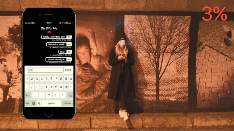 Un club privé pour téléphone mourant