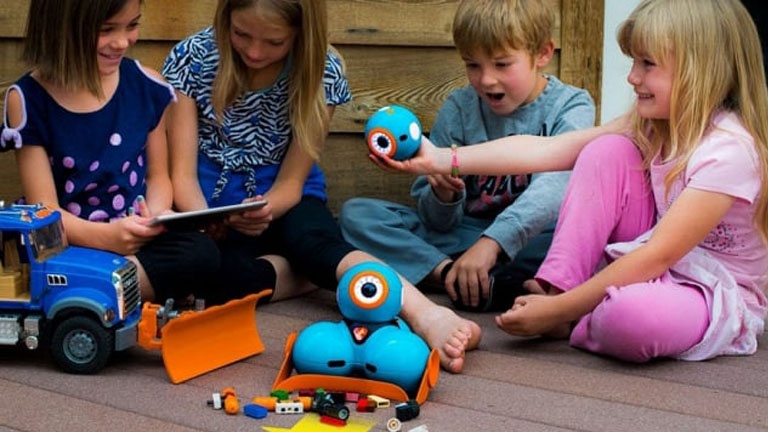 Un robot pour apprendre les bases du code informatique à vos enfants