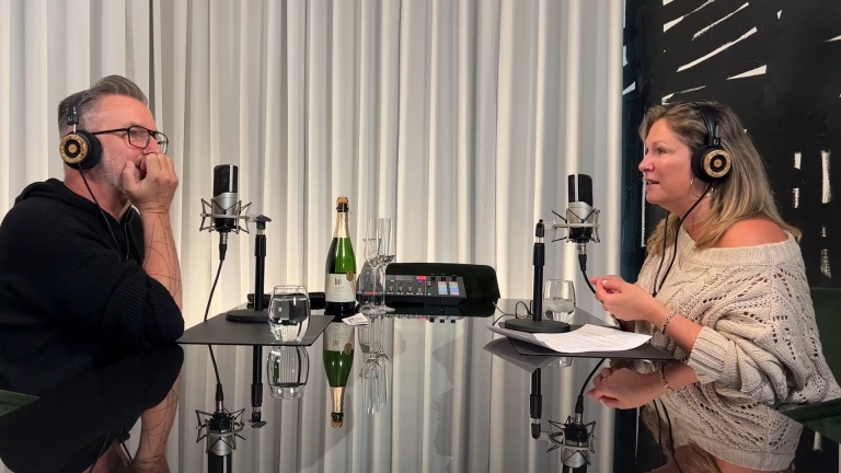 Extrait ep.100- François Charron explique à Saskia Thuot pourquoi il a voulu faire ce balado!