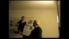 Bébé en équilibre
