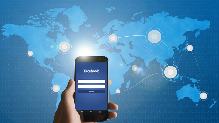Empêchez Facebook d'avoir accès aux données de votre téléphone cellulaire