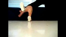 «Breakdance» avec les doigts