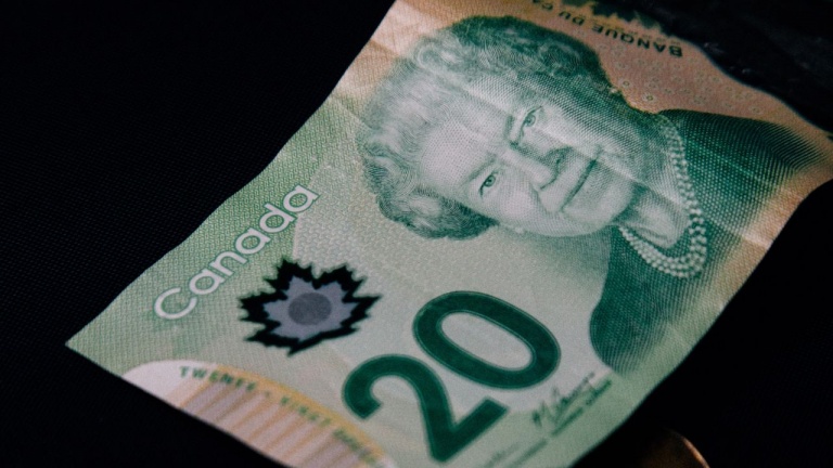 PayPal facture-t-il vraiment des frais de service d'inactivité?