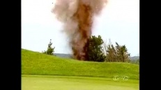 Explosions sur terrain de golf