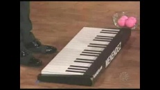 «We wish you a merry Christmas» au piano