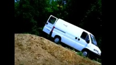 Saut dans une camionnette