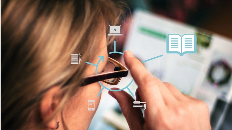 Ajustez la force de ces lunettes selon votre vision