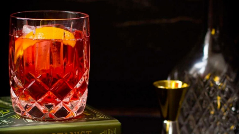 Embouteillez un Negroni pour vos futurs 5 à 7!