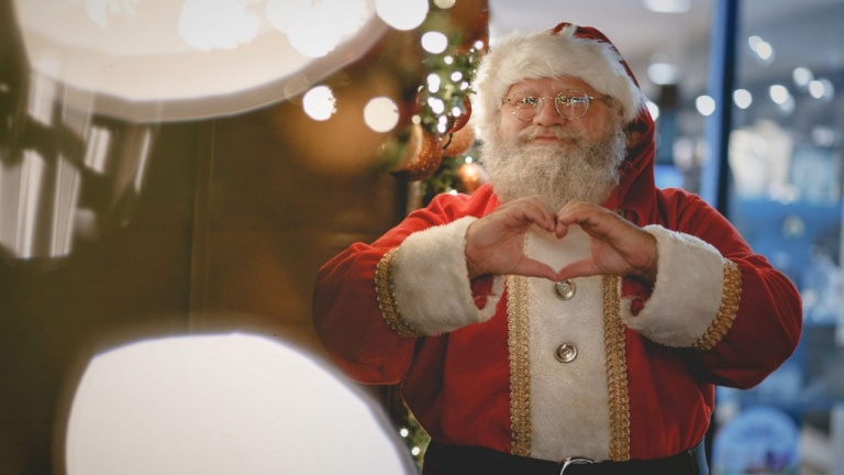 Devenez père Noël pour un enfant dans le besoin de votre région